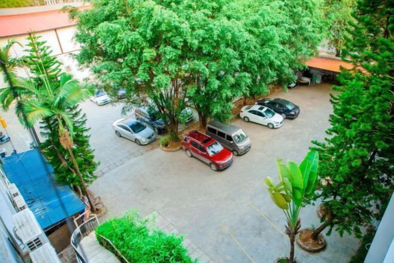 Others 4, Xinhe Business Hotel, Dehong Dai and Jingpo
