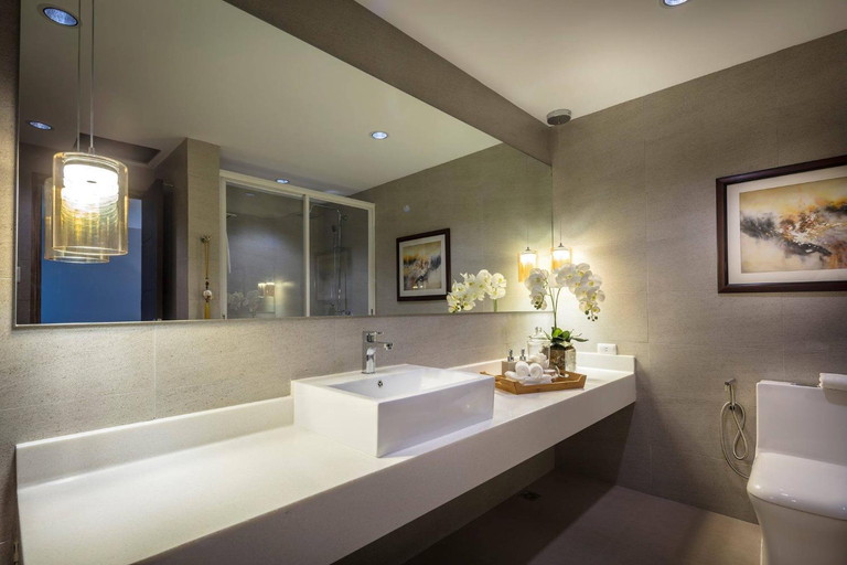 Bathroom 3, Dalian Peak Hotel, Mabalacat