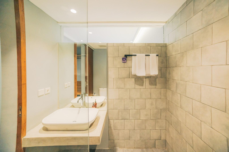 Bathroom 6