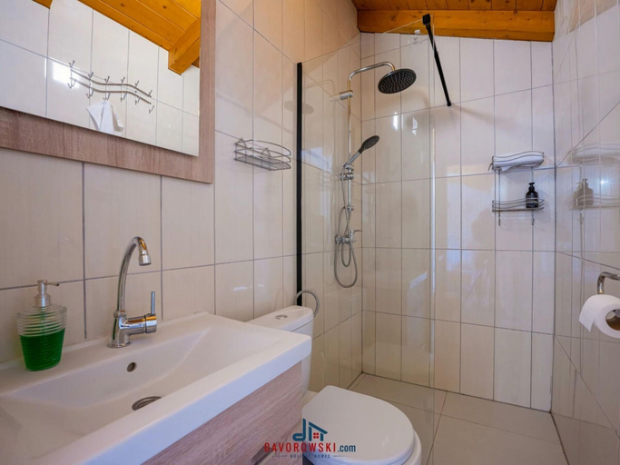 Bathroom 4, Ena Pula Comfortable Holiday Residence, Pula