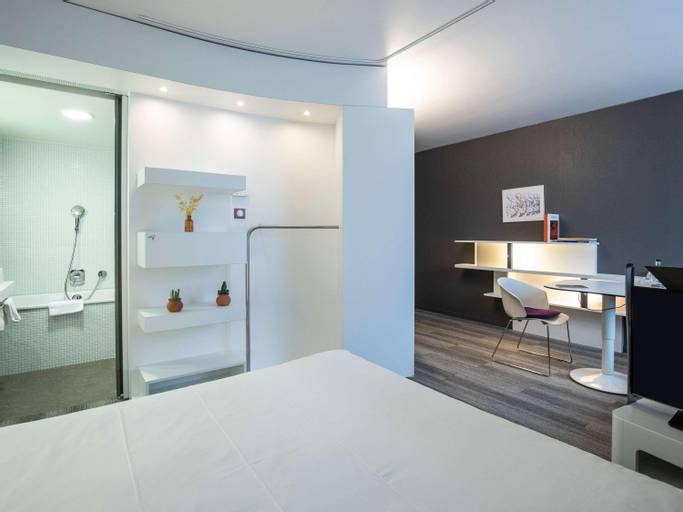 Bedroom 9