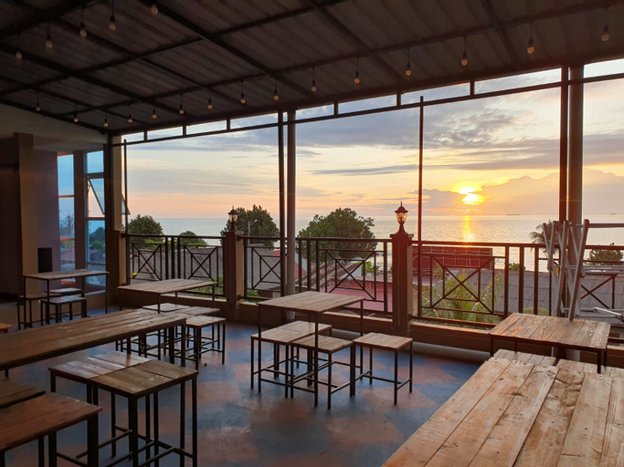 Exterior & Views 5, Elinoor Guest House Syariah, Padang