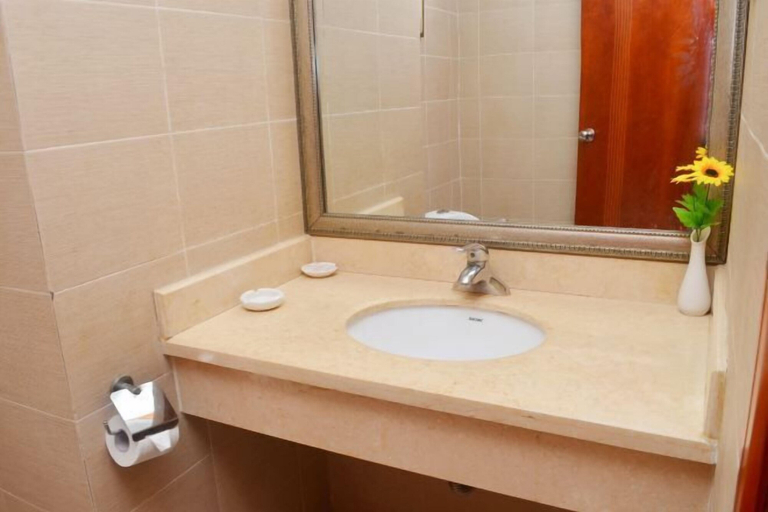 Bathroom 3, Wanghailou Hotel, Huizhou
