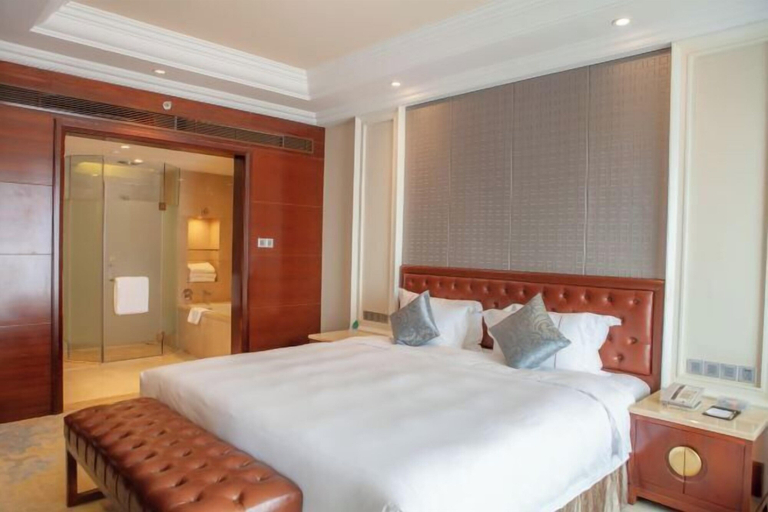 Bedroom 3, Glory Charm Hotel, Fangchenggang