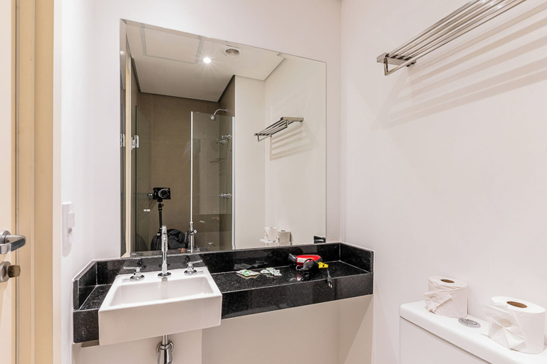 Bathroom 4, VN Turiassú, São Paulo