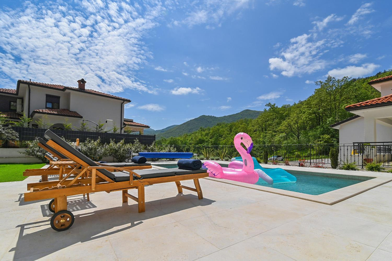 Others 2, Villa Suzana with Heated Pool and outdoor billiards, Opatija/Veprinac