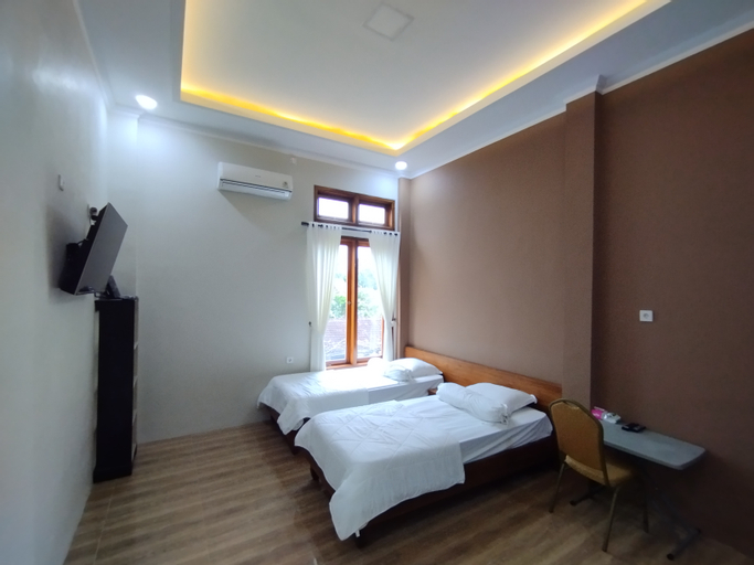 Bedroom 6