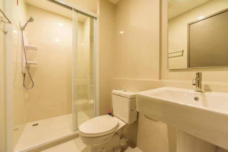 Bathroom 5, The base central Pattaya, Pattaya
