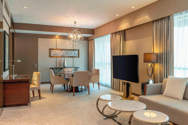 Bedroom 3, Le Meridien Hotel Bahrain City Centre, Manama