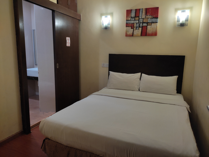 Bedroom 9