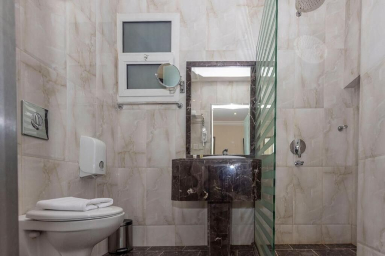 Bathroom 4, Hayat Alriyadh Hotel, Riyadh