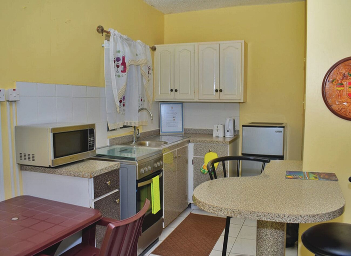 Others 4, Unity Villa
