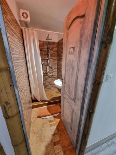 Others 5, Centrum Wellness Hostel, Debrecen