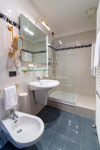 Bathroom 3, Bellosguardo Resort, Forli' - Cesena