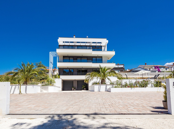 Exterior & Views 2, Pollentia 201 Adriana, Pula