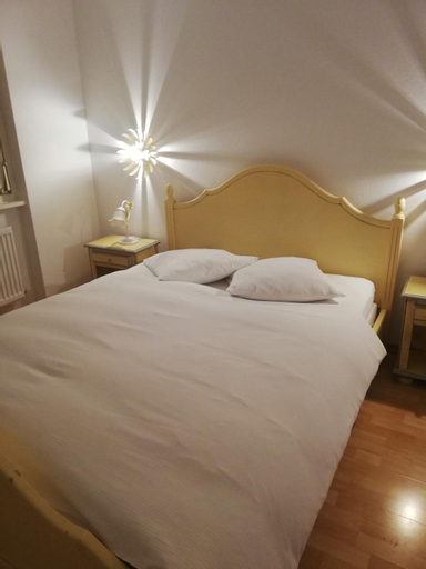 Bedroom 10