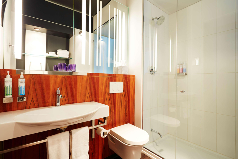 Bathroom 5, Alt Hotel Winnipeg, Division No. 11
