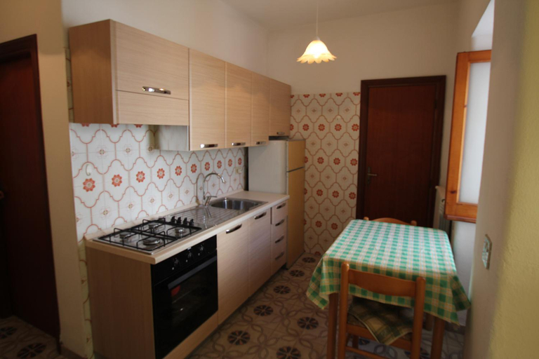 Others 5, Villa Erade, Napoli