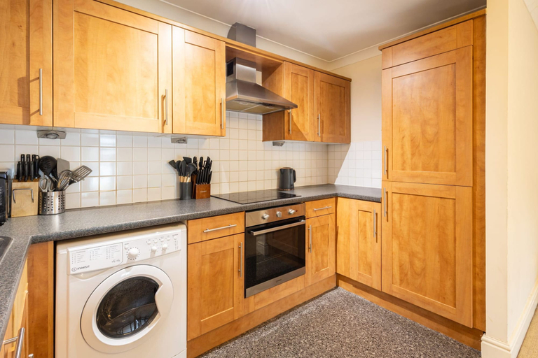 Others 5, Host Stay St Andrews Court, Durham