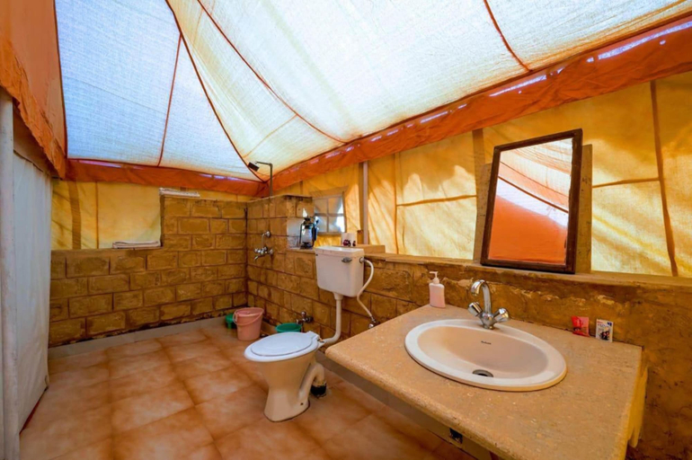 Bathroom 3, Golden Rose Heritage Desert Safari Camp, Jaisalmer