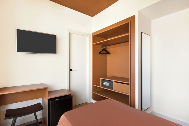 Bedroom 4, tent Bahia de Palma, Baleares