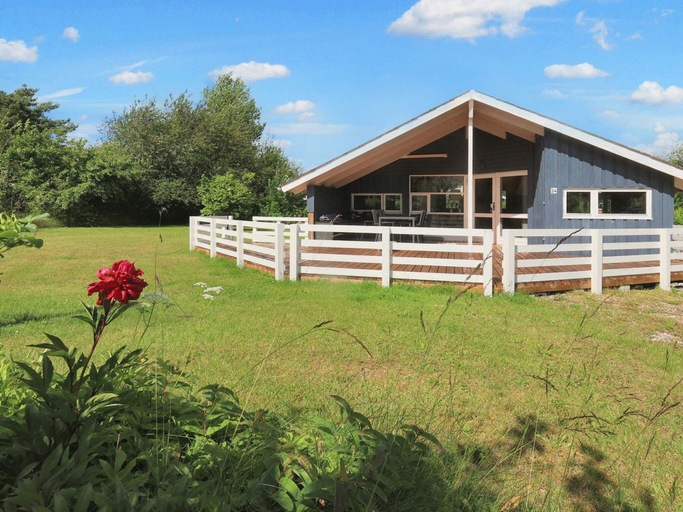 Others 4, 6 Person Holiday Home in Vaeggerlose, Guldborgsund