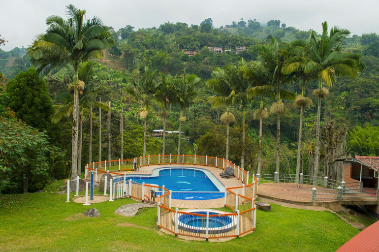 Sport & Beauty 2, Alojamiento Rural Fogon de Palo, Neira