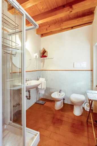 Bathroom, Belvilla by OYO Trilo Della Cascina, Brescia