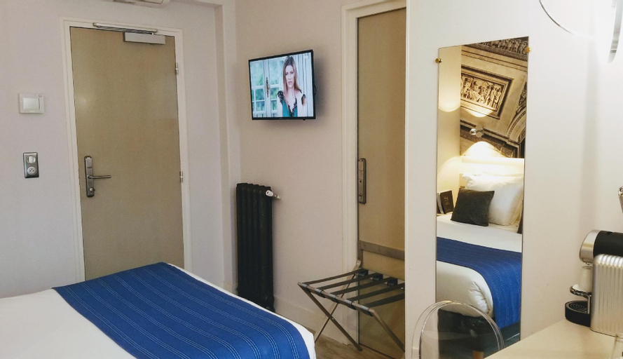 Bedroom 9