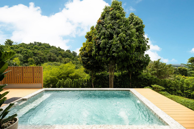Swimming Pool 2