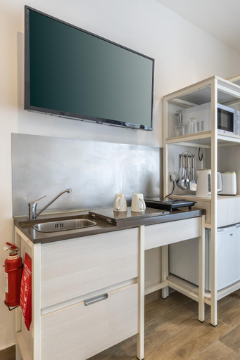 Others 5, Studio 21 with kitchenette at the new Olo living, St Julian's