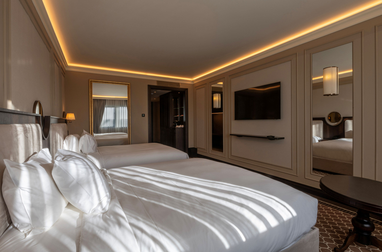 Bedroom 2, GoldenEye Hotel & Casino, Svilengrad