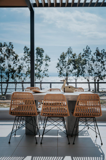 Others 5, Ponte Suites, West Greece