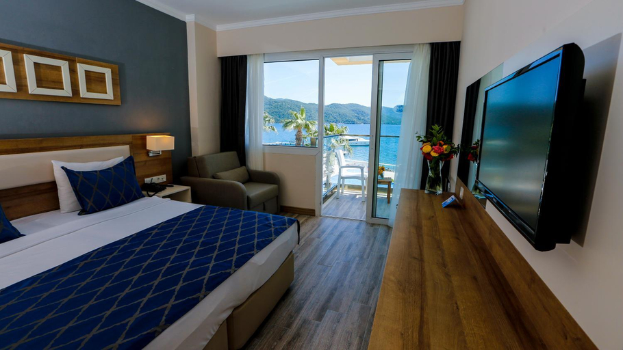 Bedroom 2, Fortezza Beach Resort, Marmaris