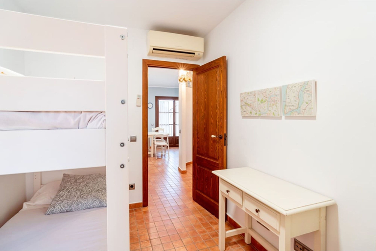 Bedroom 5, Unik Vacation Old Town, Tarragona