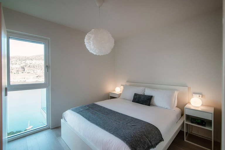 Bedroom 3, La Palma 2 by Quokka 360 - Spacious Lake View Apartment, Lugano