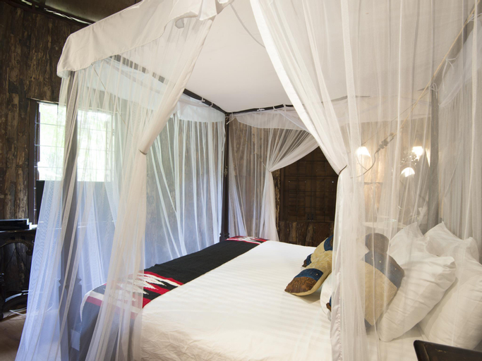 Bedroom 13