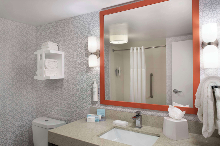 Bathroom 4, Hampton Inn Myrtle Beach-Northwood, Horry