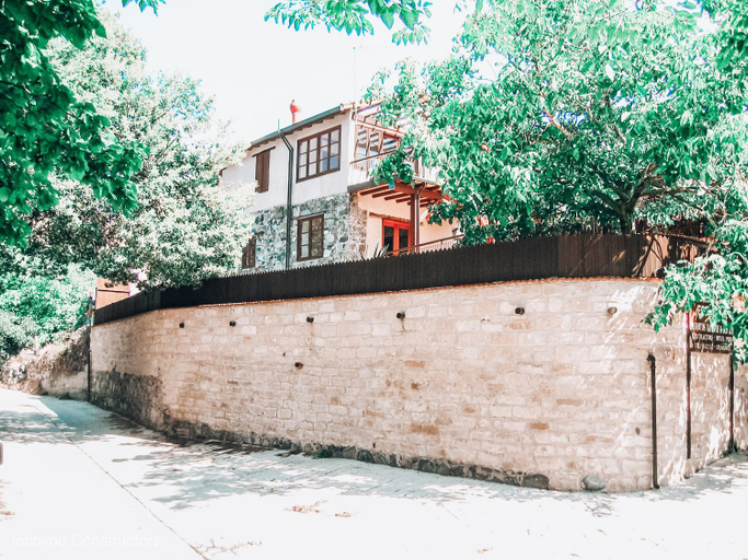 Exterior & Views 1, Stone built country house in Louvaras Village
