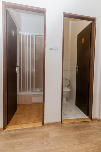 Others 4, Hostel Favorit, České Budějovice