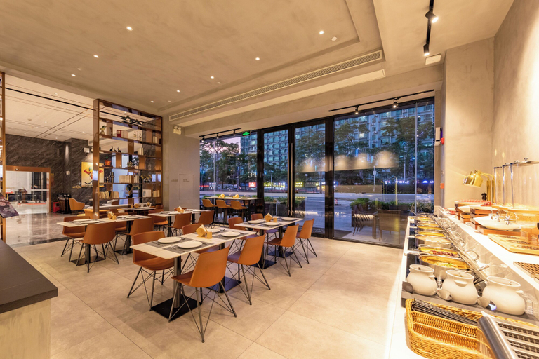 Food & Drinks 4, Poltton International Apartment Zhuhai, Zhuhai