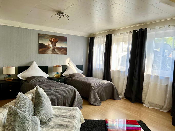 Bedroom 2, Pension Marco, Kassel