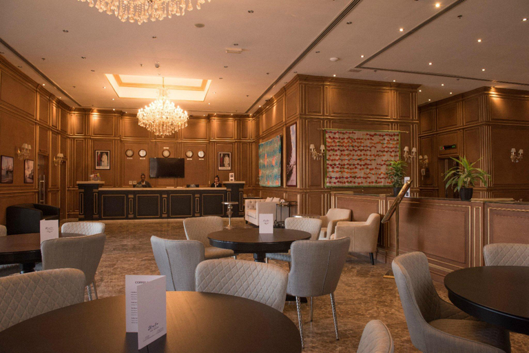 Food & Drinks 5, Strato Hotel, Doha