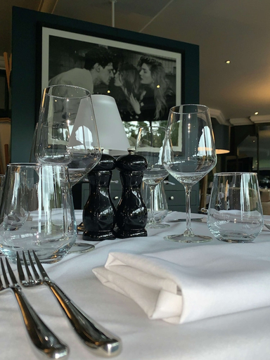 Food & Drinks 5, DoubleTree by Hilton Hotel Sheffield Park, Sheffield