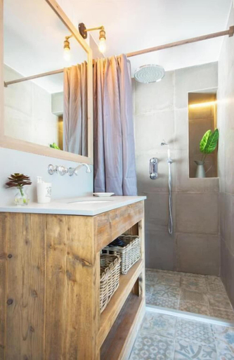 Bathroom 4, The Beach House Studios Suites, Alicante