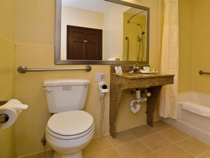 Bathroom 3