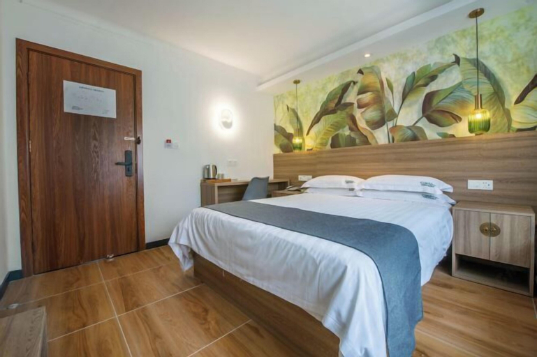 Bedroom 16