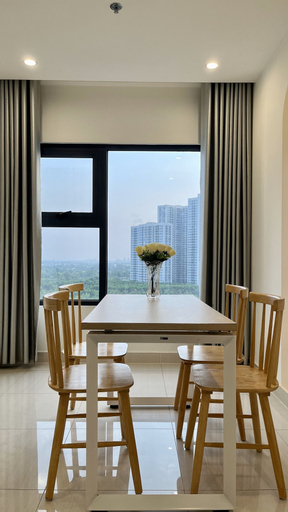 Dining Room 4