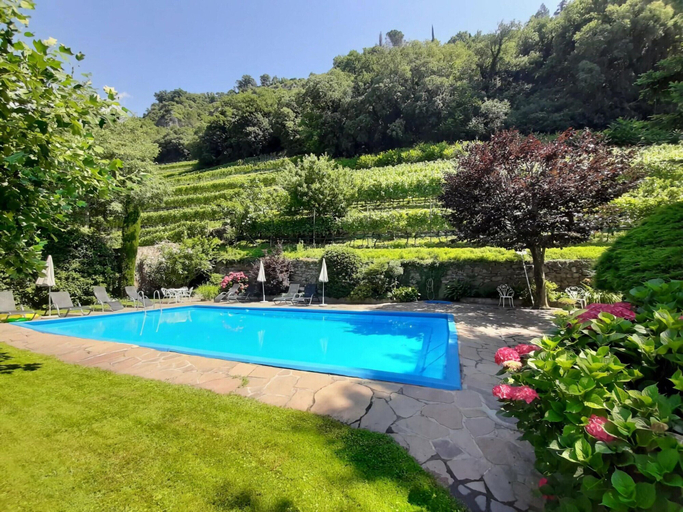 Pool, Sittnerhof Agriturismo - Apartment Goethe, Bolzano