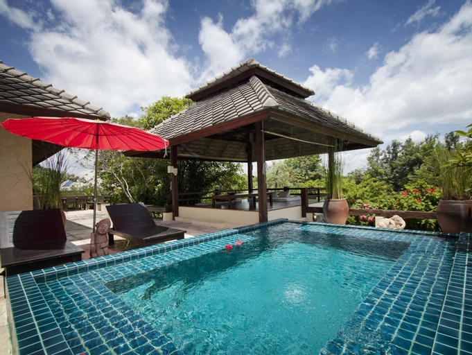Swimming Pool 2
